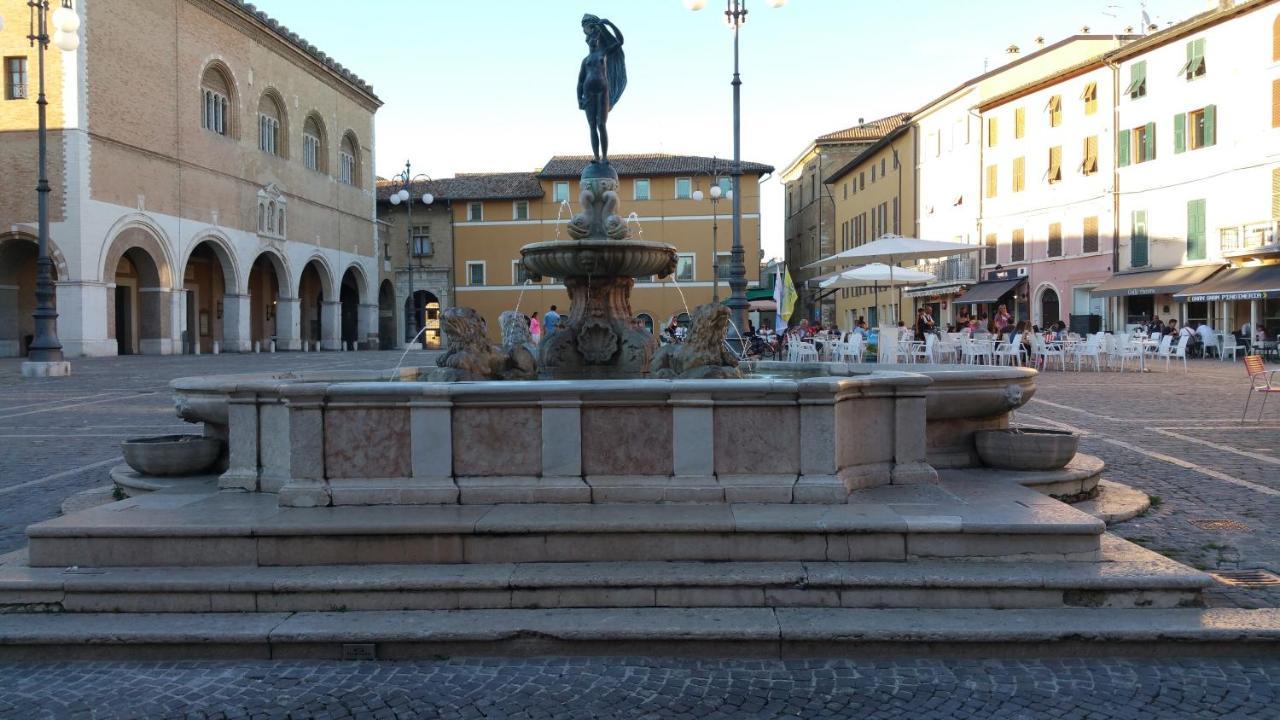 Affittacamere "A2 Passi" Fano Exterior foto